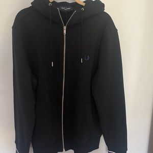 BRAND NEW! Fred Perry men’s zip up hoodie. Tags still on!